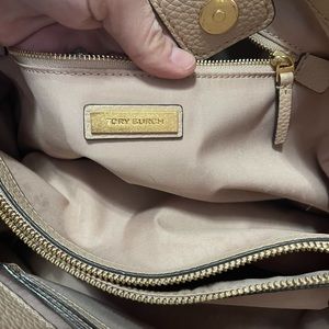 Excellent condition Tory Burch Miller Bag